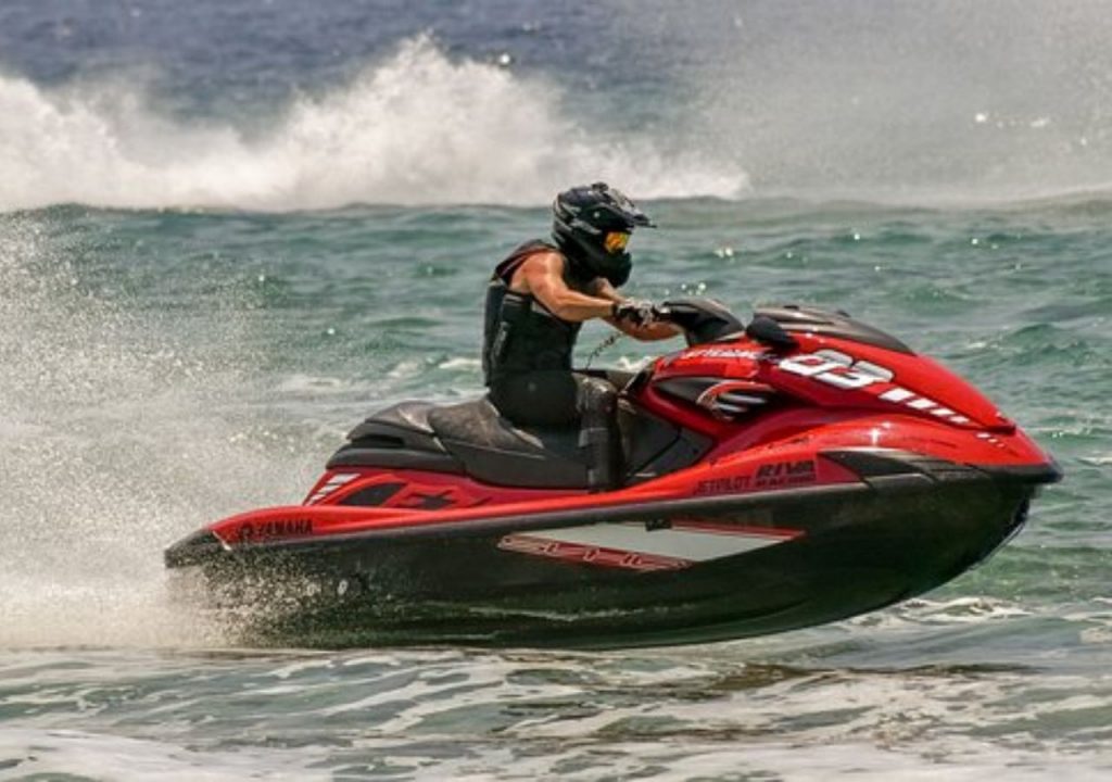 Jet ski